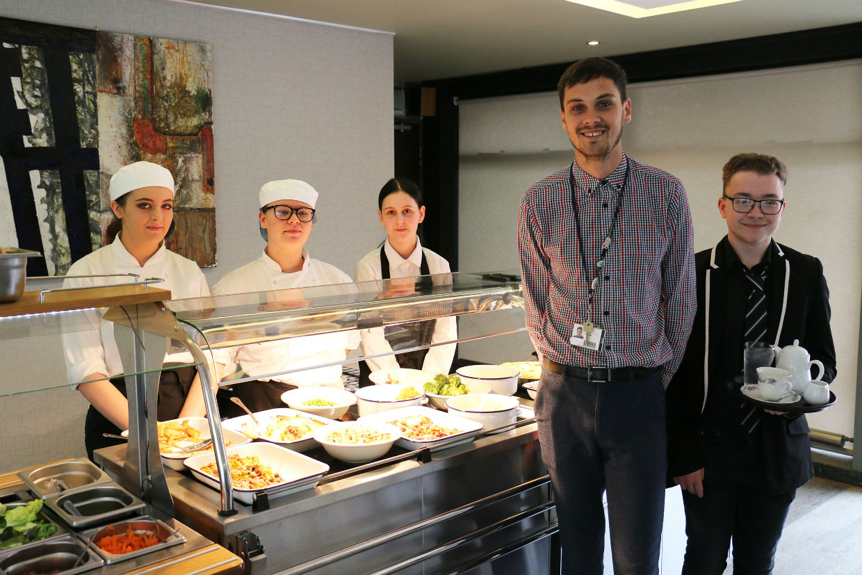 Students are relishing boost to catering service - Mansfield & Ashfield News Journal